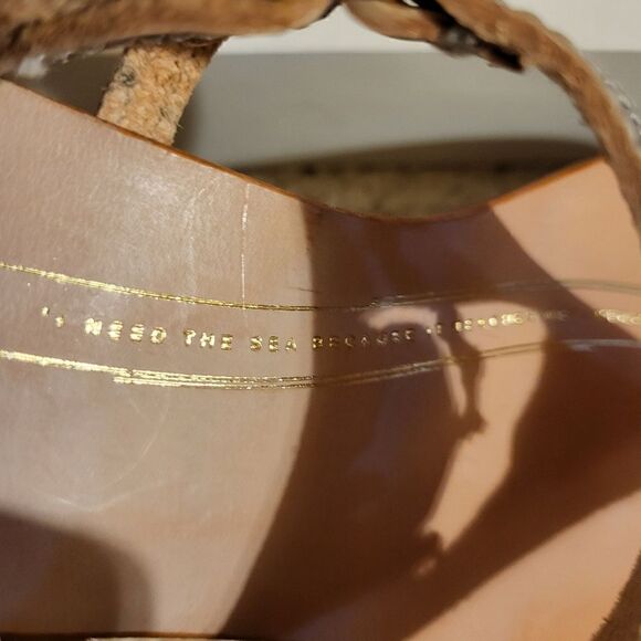 NEW Nantucket Soles Pewter Leather "Map Cut-out" Thong Slide Sandals 7m/37 $140N - Picture 10 of 11